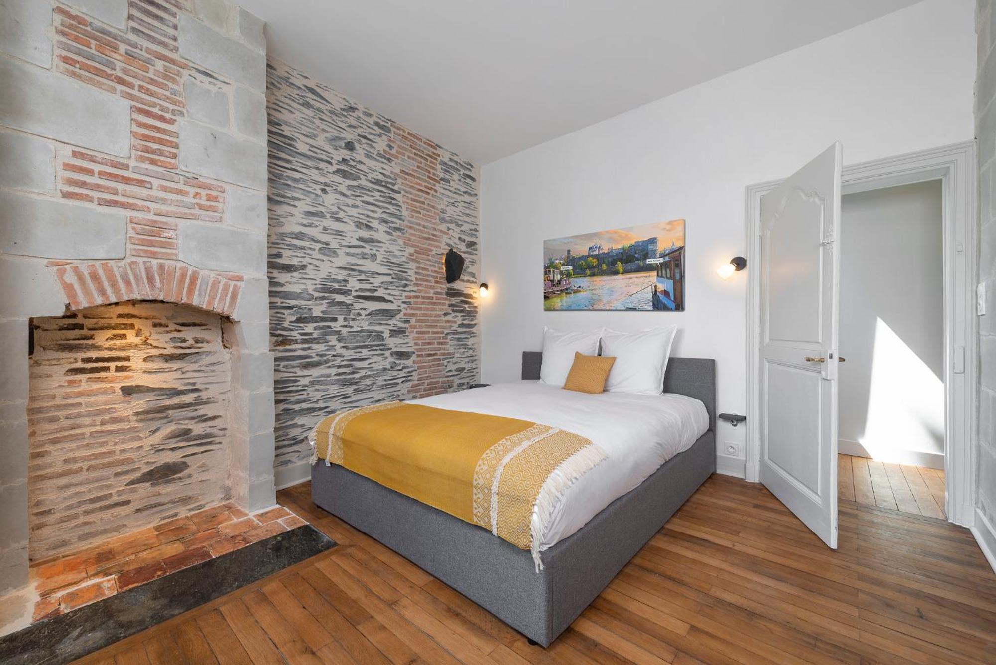 Appartements Lumineux Et Charmants En Coeur De Ville Angers Rum bild